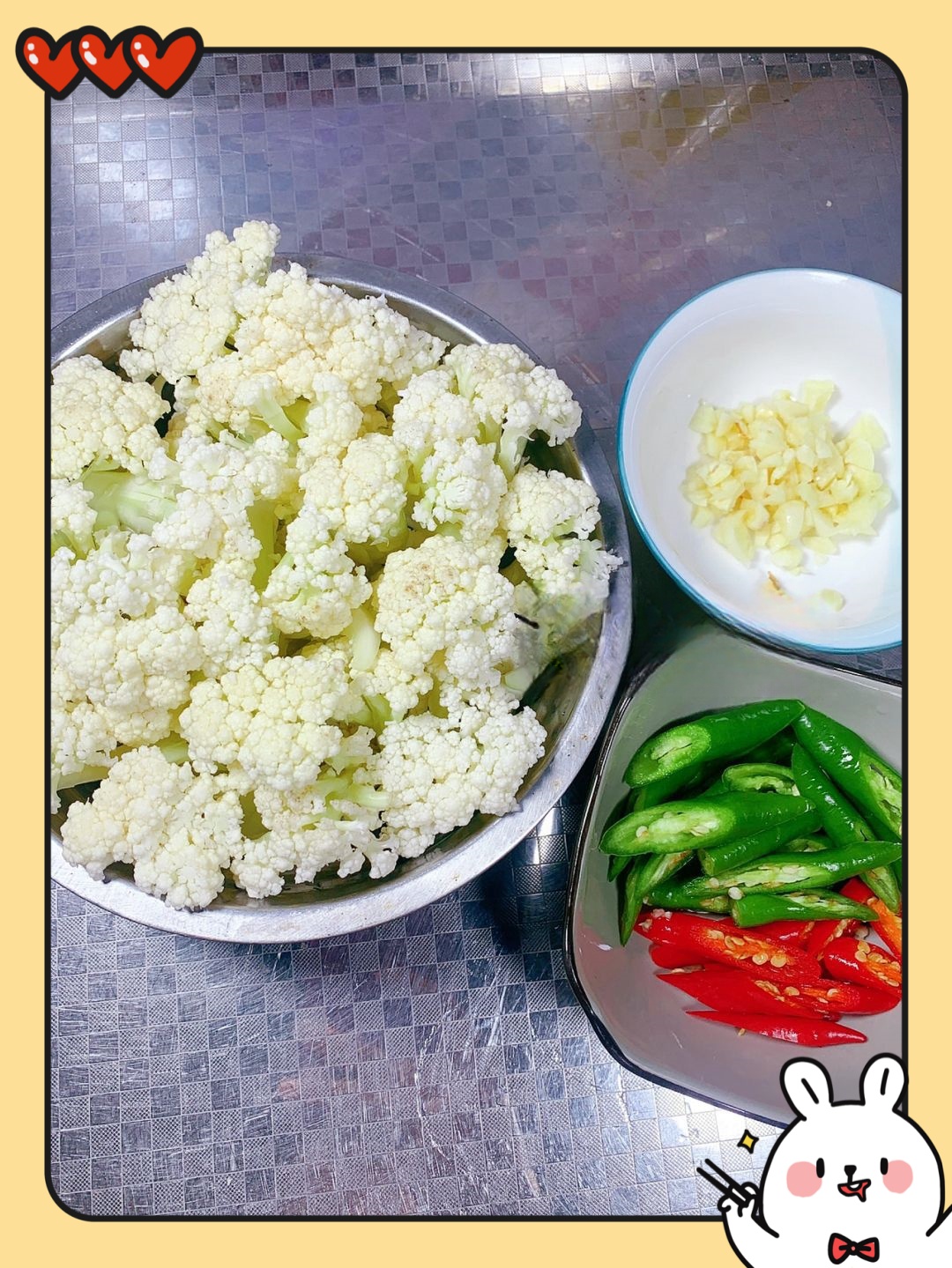 【清炒菜花的家常做法,清炒菜花的家常做法视频花菜和什么搭配好】-第1张图片