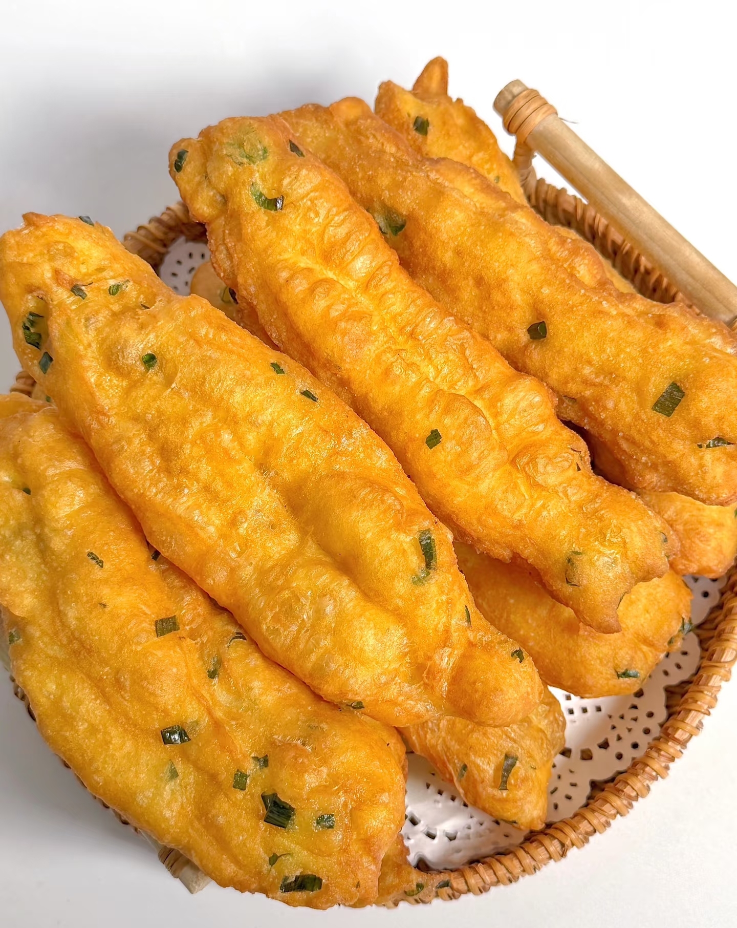 油条的家常做法(鸡蛋炒油条的家常做法)-第1张图片