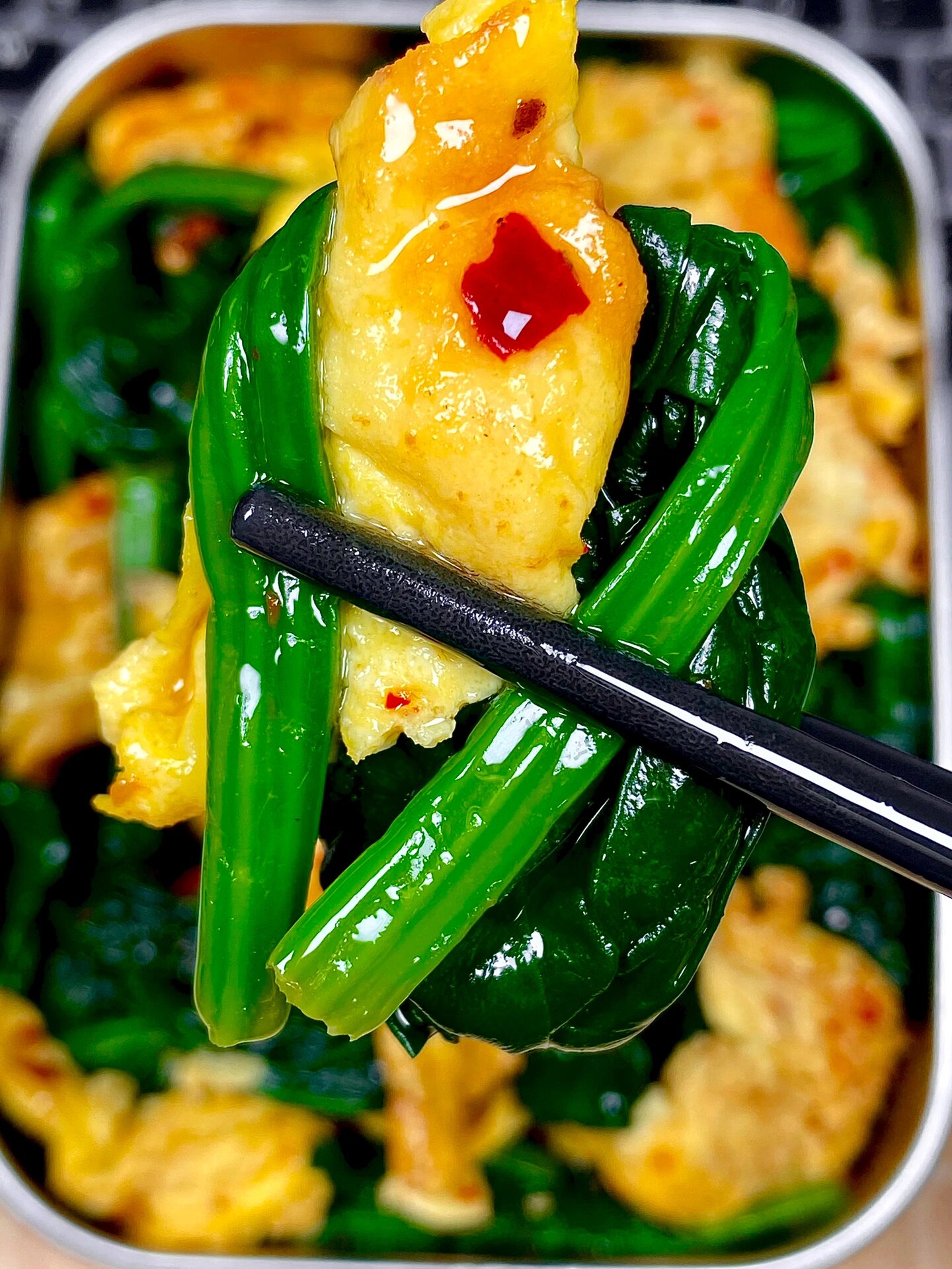 鸡蛋炒什么菜谱大全(鸡蛋炒什么菜谱大全窍门)-第2张图片